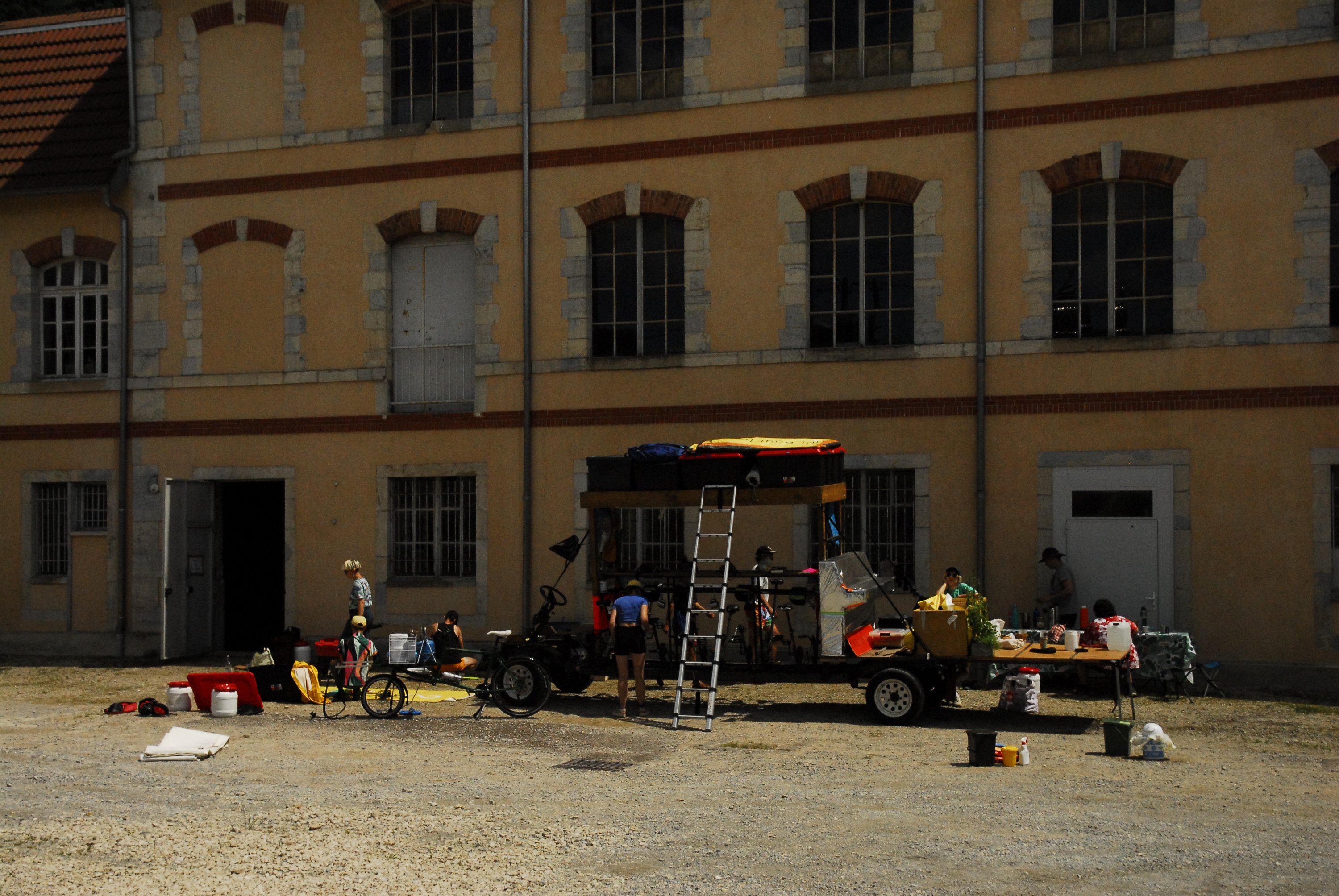 tournées de spectacles écologiques en itinérance en rosalie