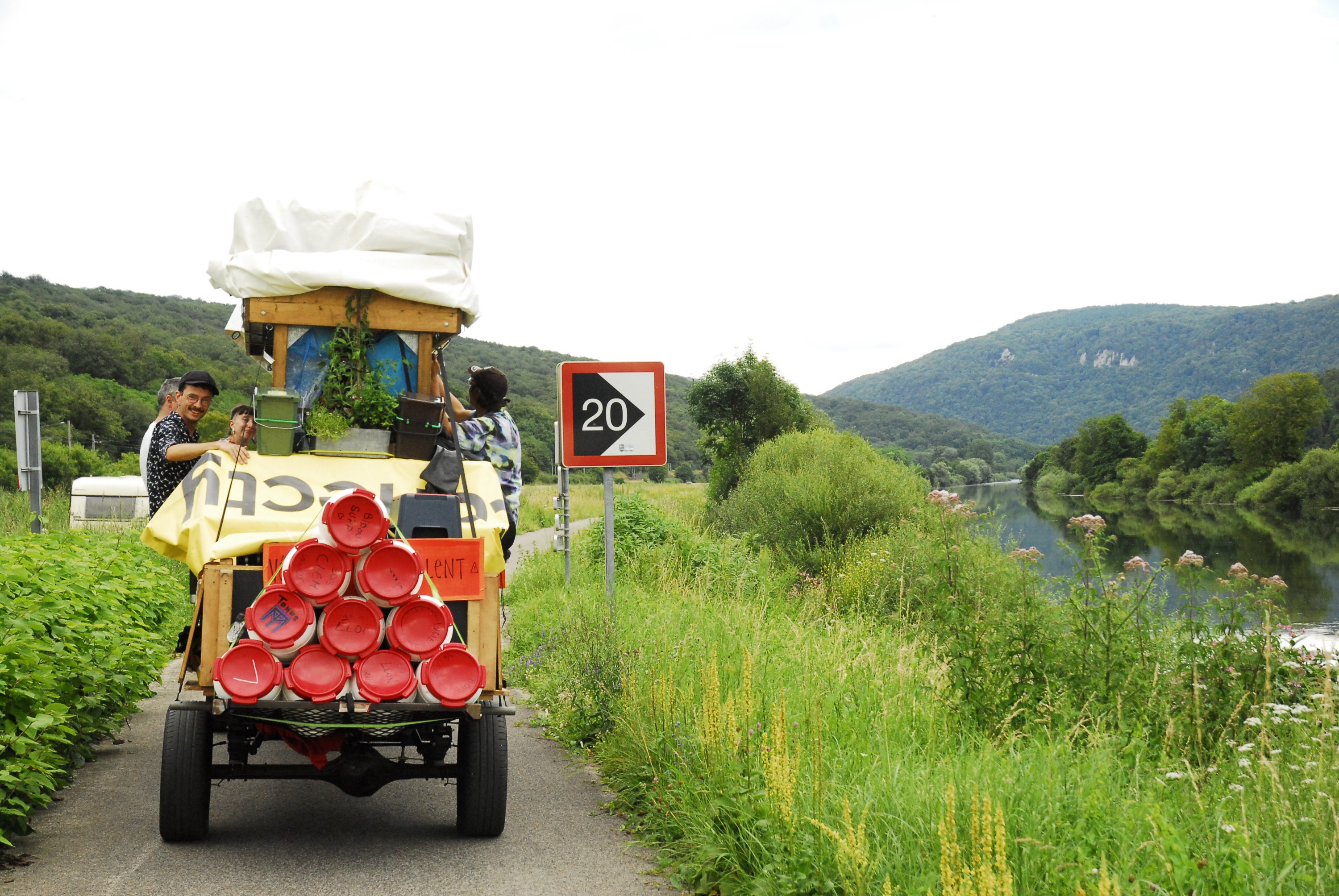 tournées de spectacles écologiques en itinérance en rosalie