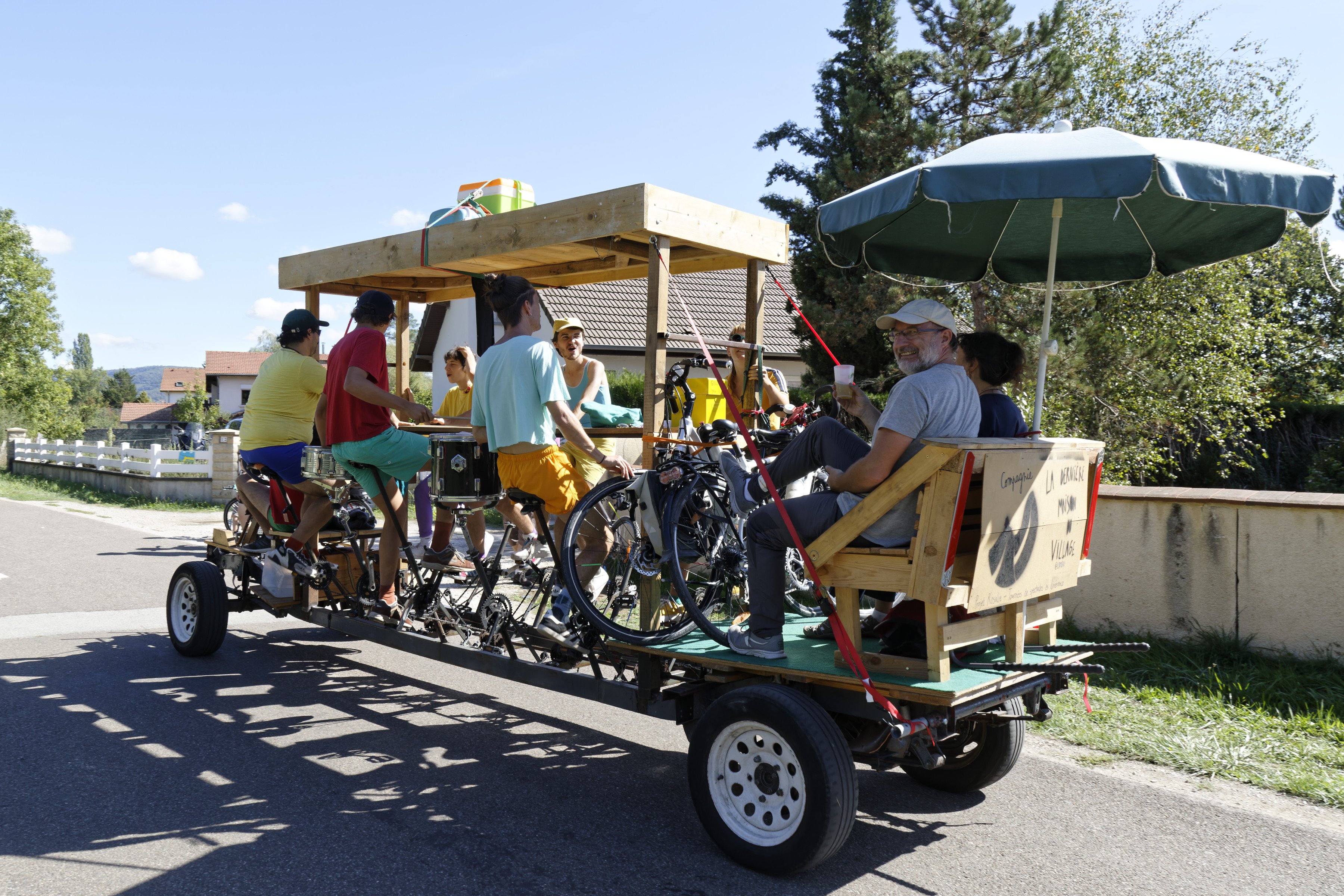 tournées de spectacles écologiques en itinérance en rosalie