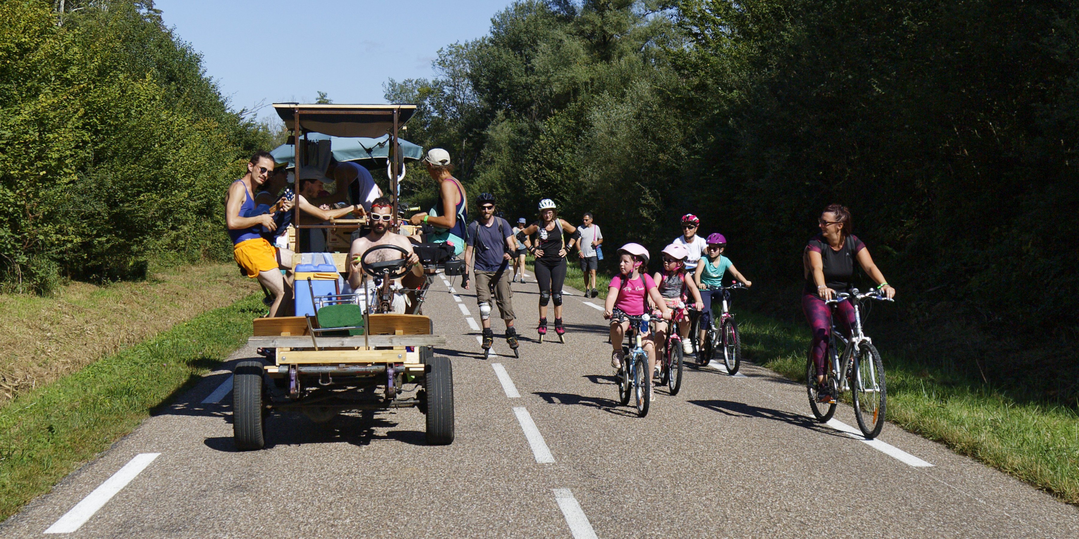tournées de spectacles écologiques en itinérance en rosalie