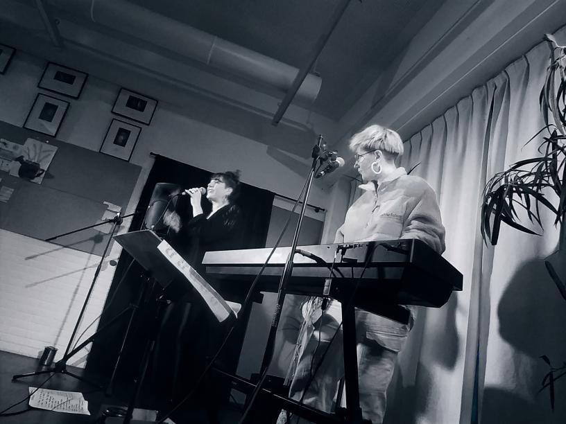 duo féminin de chansons piano voix grinçant et poétique